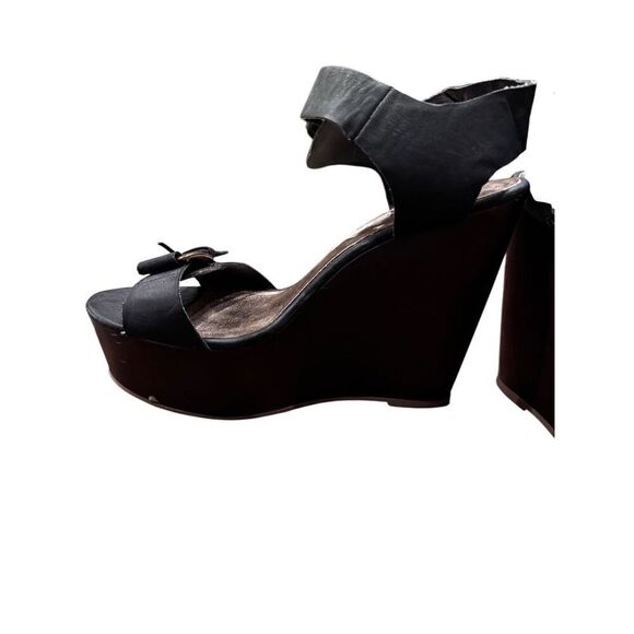 Madden Girl 5.5 inch platform strappy sandals size 9 - Picture 3 of 15